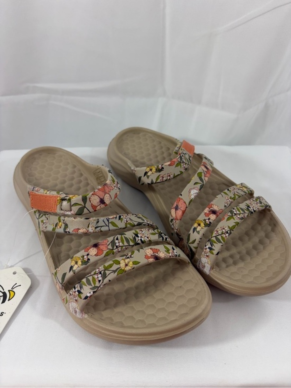 NWT Joybees Women’s Size 7 Floral Beige Slide Sandals